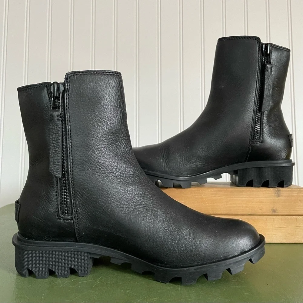 Sorel PHOENIX Waterproof Boots in Black Leather